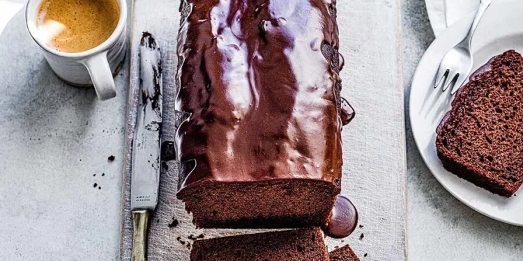 Bolo de iogurte e chocolate