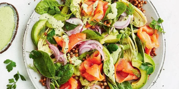 Salada de salmão fumado