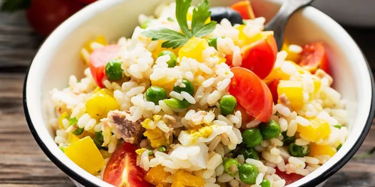 Salada fria de arroz