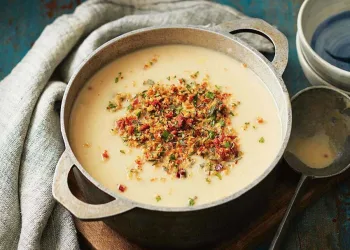 Creme de alho francês com presunto