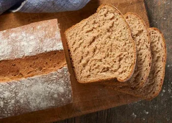 Pão de espelta caseiro