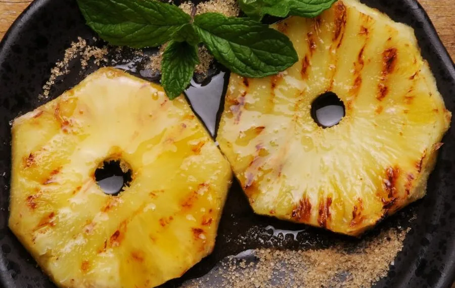 Ananás caramelizado