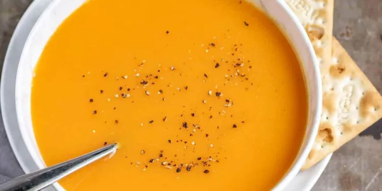 Creme de cenoura simples e fácil