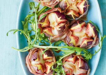 Figos assados com presunto