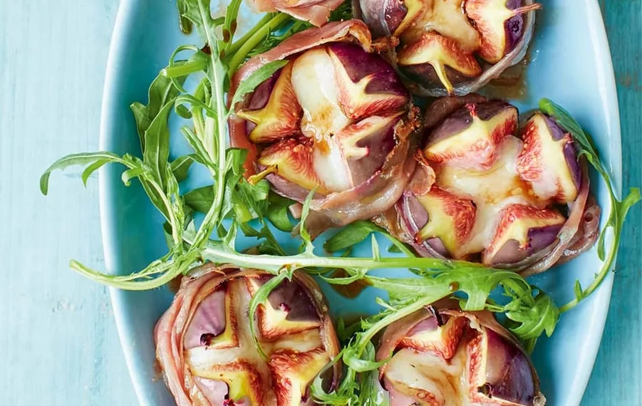 Figos assados com presunto