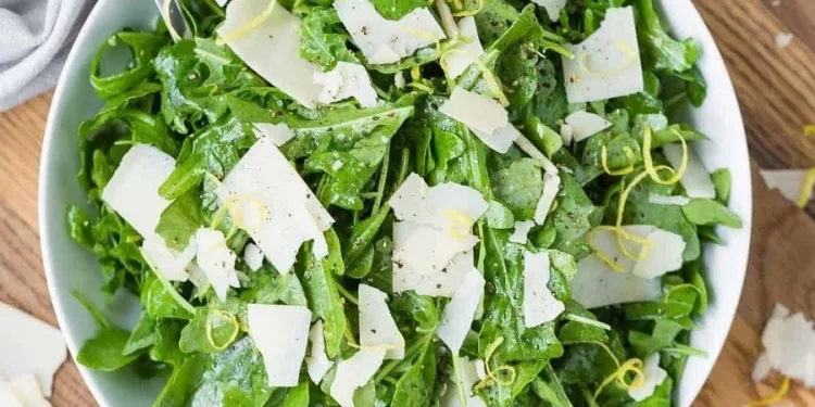 Salada de folhas verdes