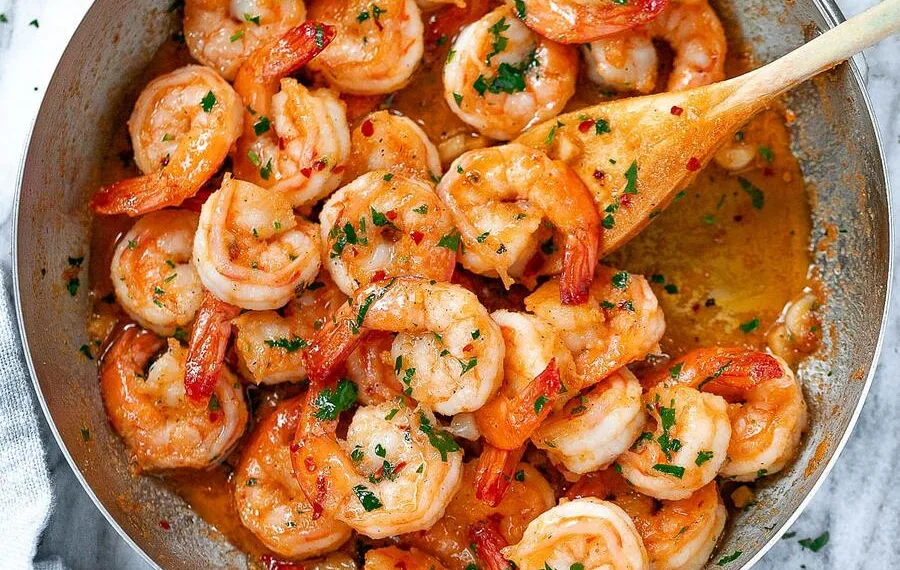 Camarão ao alho com cerveja