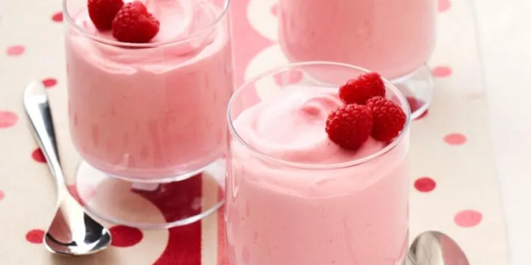 Mousse de framboesa cremosa