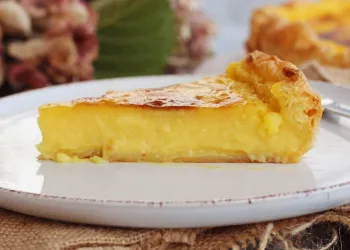Tarte de nata fácil e deliciosa