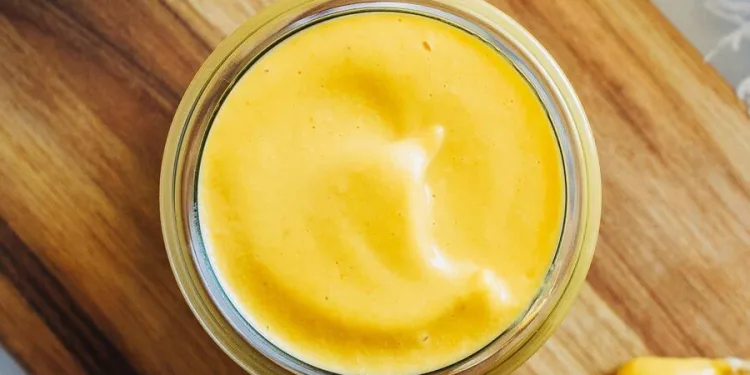 Molho de queijo Cheddar