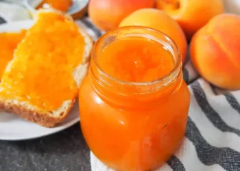 Doce de alperce à moda do Alentejo