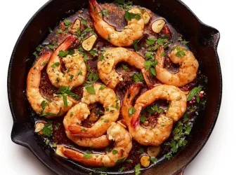 Camarão com alho e malagueta