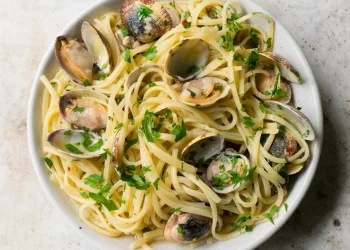 Esparguete com amêijoas