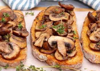 Bruschetta de cogumelos