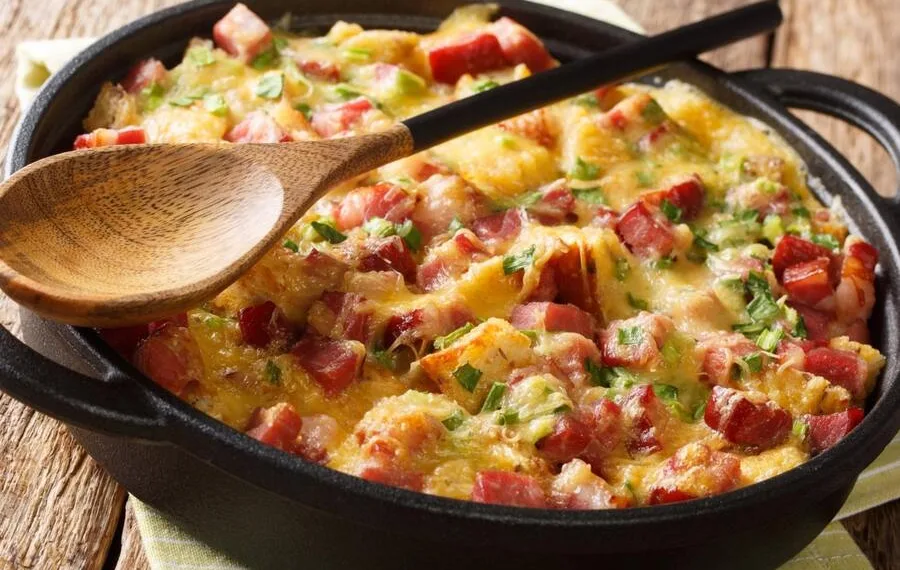 Omelete de salsichas