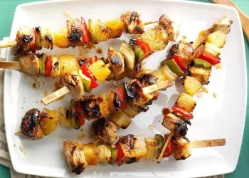 Espetadas de peru grelhadas