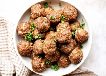 Almôndegas caseiras fáceis e deliciosas