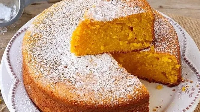 Bolo de iogurte e cenoura