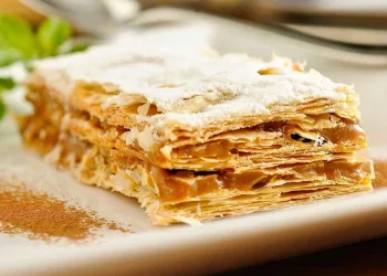 Mil folhas de doce de leite fácil e delicioso