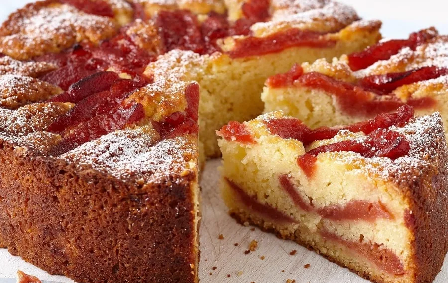 Bolo de marmelo húmido e fofinho