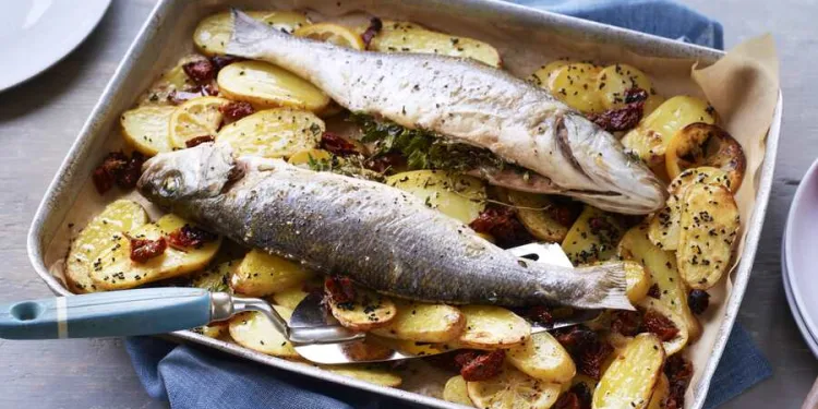 Robalo no forno com batatas