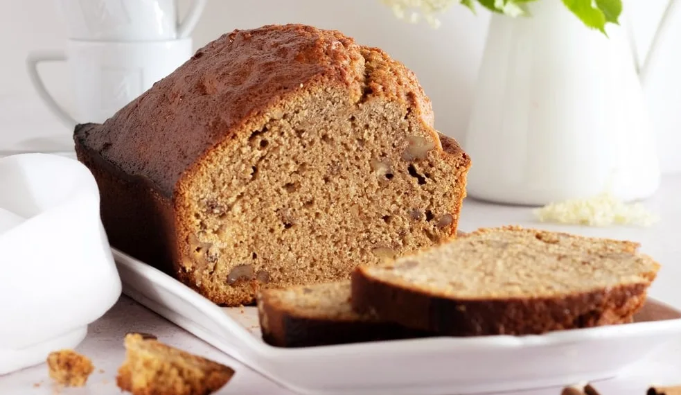 Bolo de café e canela