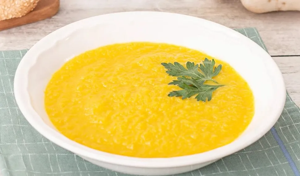 Creme de cenoura com nabiças