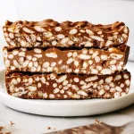 Chocolate crocante com arroz tufado