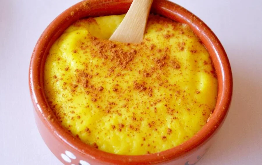 Leite creme com canela