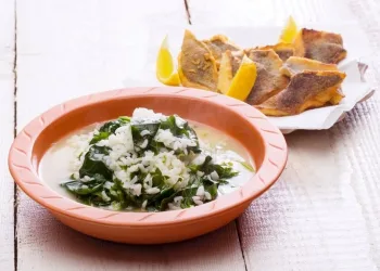 solha frita com arroz de grelos