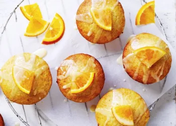 Queques de laranja húmidos