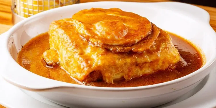 Molho de francesinha à moda do Porto