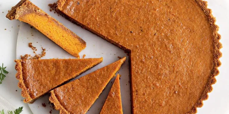 Tarte de Natal com cenoura e amêndoa