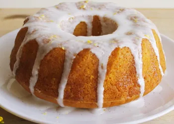 Bolo de laranja com glacé