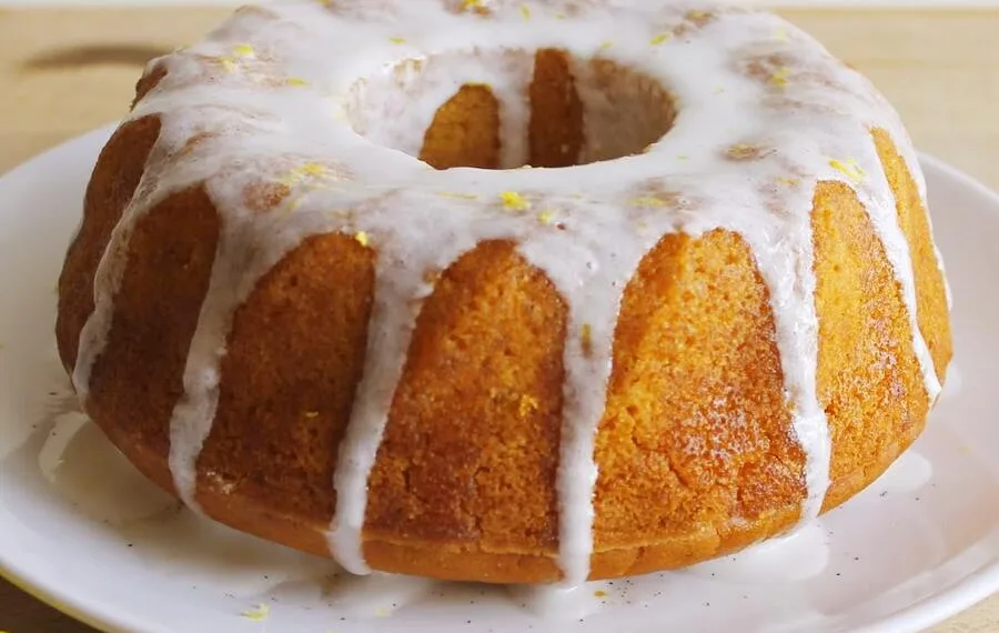 Bolo de laranja com glacé