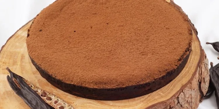 Tarte de alfarroba e chocolate