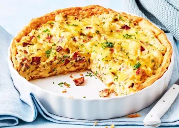 Quiche de frango e bacon
