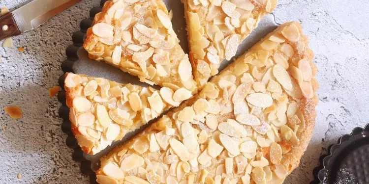 Tarte de maçã e amêndoa