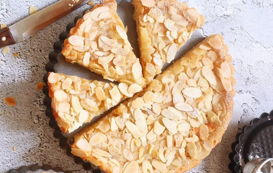 Tarte de maçã e amêndoa