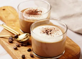 Mousse de café e leite condensado