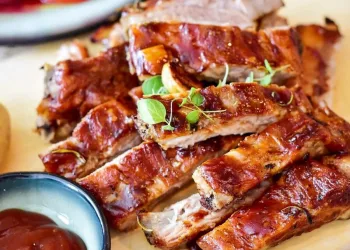 Entrecosto assado com mel e laranja