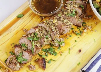 Lombinhos de porco com alho e coentros