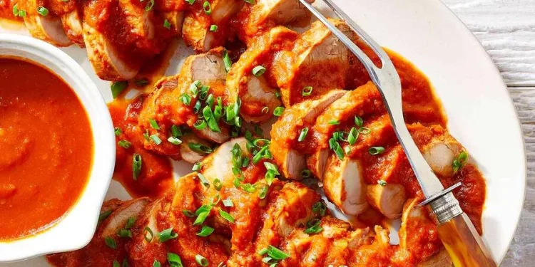 Lombo de porco assado no forno com tomate