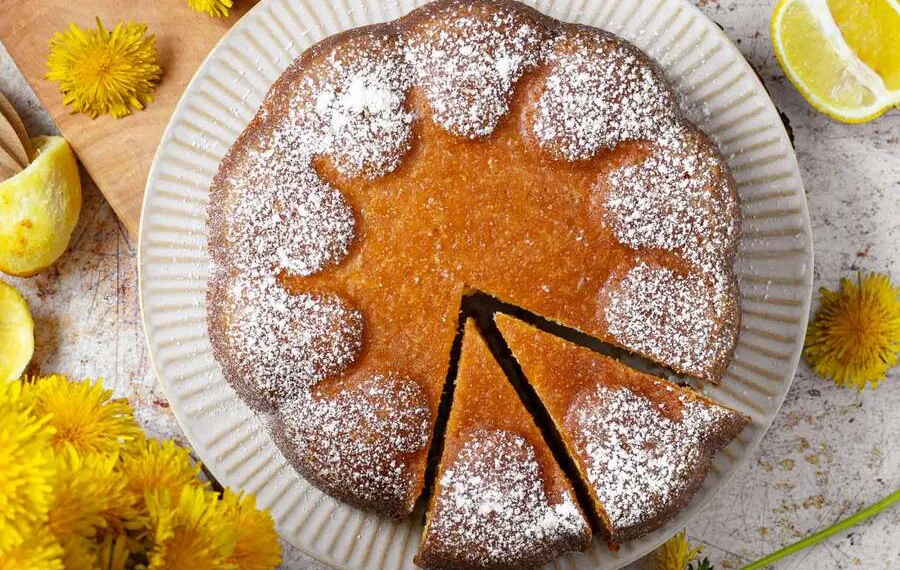 Bolo de mel, limão e canela