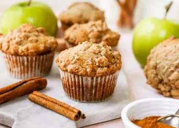 Queques de maçã e canela