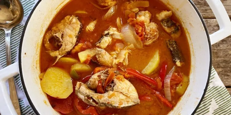 Caldeirada de peixe à moda de Aveiro