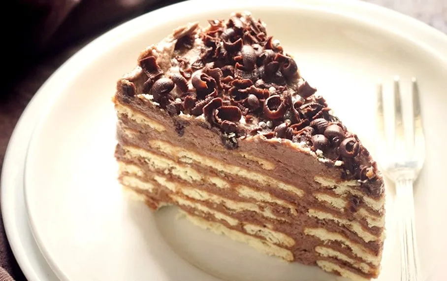 Bolo de bolacha com chocolate