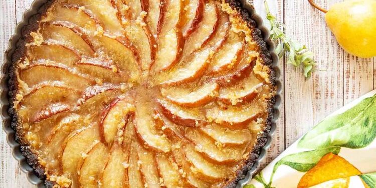 Tarte de pera e canela