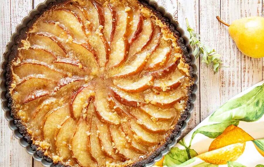 Tarte de pera e canela