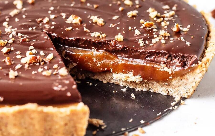 Tarte de chocolate com caramelo salgado